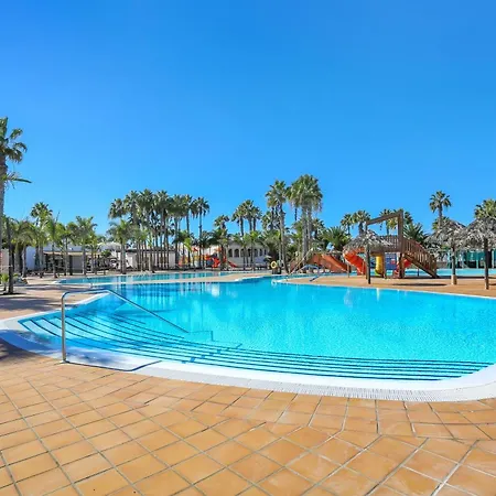 Oasis Duna _ Casa Mate Pool Apartmán Corralejo